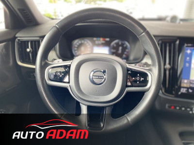 Volvo V90 D5 Geartronic 173 kW Momentum+ AWD