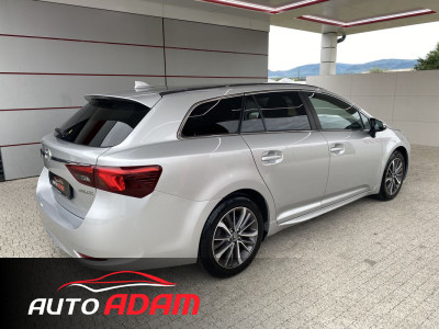 Toyota Avensis Combi 2.0 D-4D 105kW