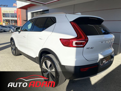 Volvo XC40 T3 120 kW A/T Momentum Pro