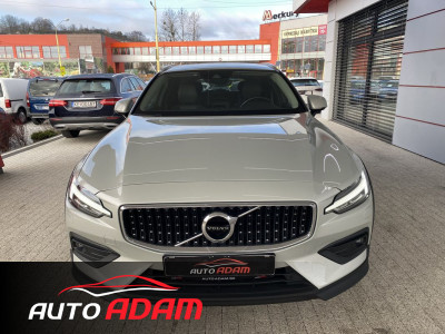 Volvo V60 Cross Country 2.0 D4 190 AWD MOMENTUM A/T