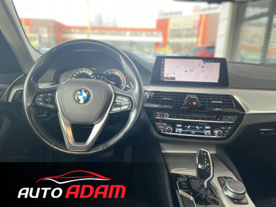 BMW 520D x-Drive 140 kW Touring A/T