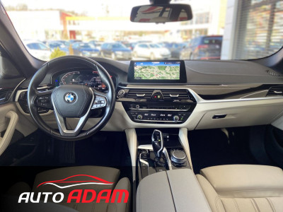 BMW 530d xDrive Touring A/T 195kW Luxury line